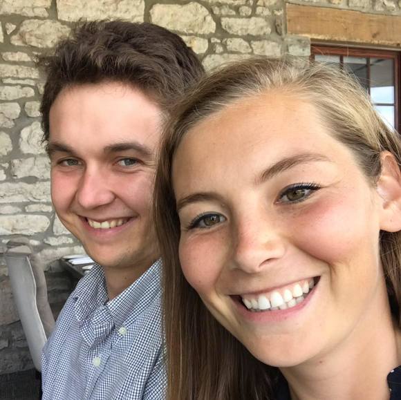 Meet your Posher, Marianne - Picture 1 of 1